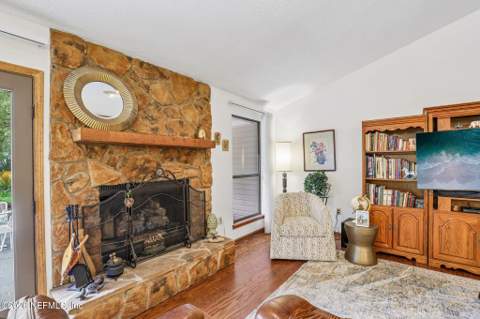 2792 Old River Road, Jacksonville FL - photo 12 of 49