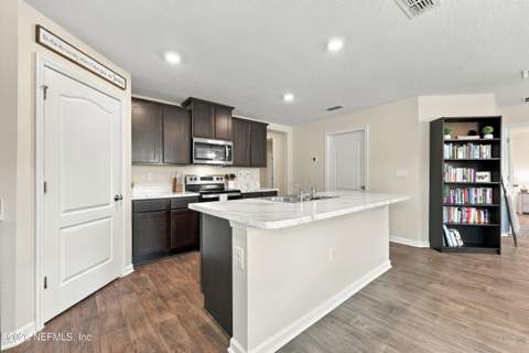 2034 Garrison Way, Green Cove Springs FL - photo 12 of 51