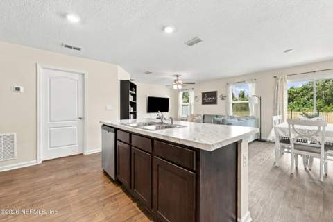 2034 Garrison Way, Green Cove Springs FL - photo 15 of 51