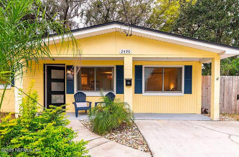4 bedroom Single Family Residence at 2490 Spokane Avenue, Oak Harbor, Jacksonville — photo 2
