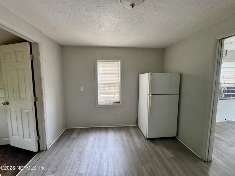 2 bedroom Single Family Residence at 2025 W 15th Street, Grand Boulevard, Jacksonville — photo 5