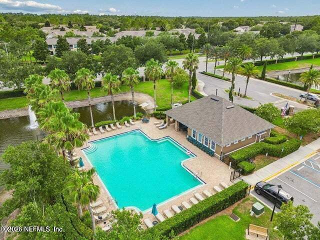 2 bedroom Townhouse at 13271 Ocean Mist Drive, Verano At Bartram Park, Jacksonville — photo 2