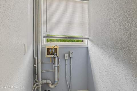 325 E 63rd Street, Jacksonville FL - photo 14 of 19