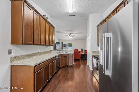 6012 Chestnut Gelding Lane, Jacksonville FL - photo 13 of 35