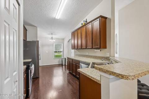 6012 Chestnut Gelding Lane, Jacksonville FL - photo 15 of 35