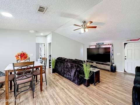 207 Himalayan Street, Interlachen FL - photo 10 of 41
