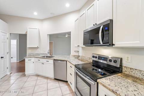 1496 Winston Lane, Fleming Island FL - photo 16 of 44