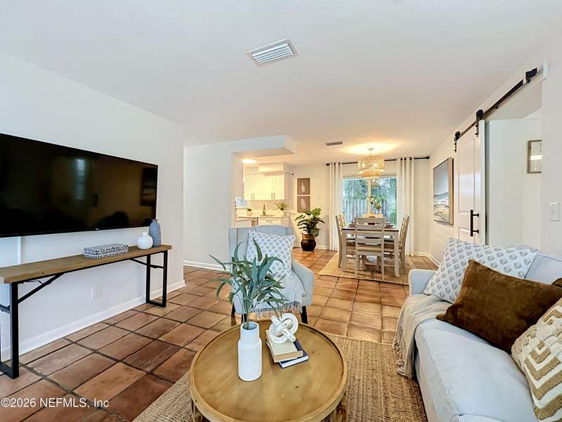 4 bedroom Single Family Residence at 2490 Spokane Avenue, Oak Harbor, Jacksonville — photo 4