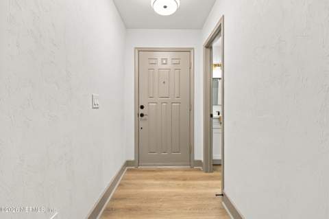 2372 Ironstone Drive, Jacksonville FL - photo 14 of 33