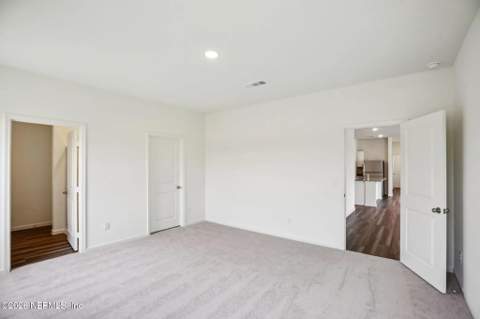 10069 Spotted Sea Drive, Jacksonville FL - photo 11 of 13