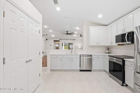 1759 Ferncreek Drive, St. Augustine FL - photo 10 of 32