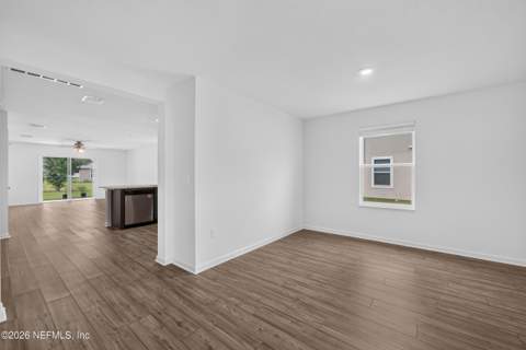 8566 Newnan Lake Drive, Macclenny FL - photo 6 of 54