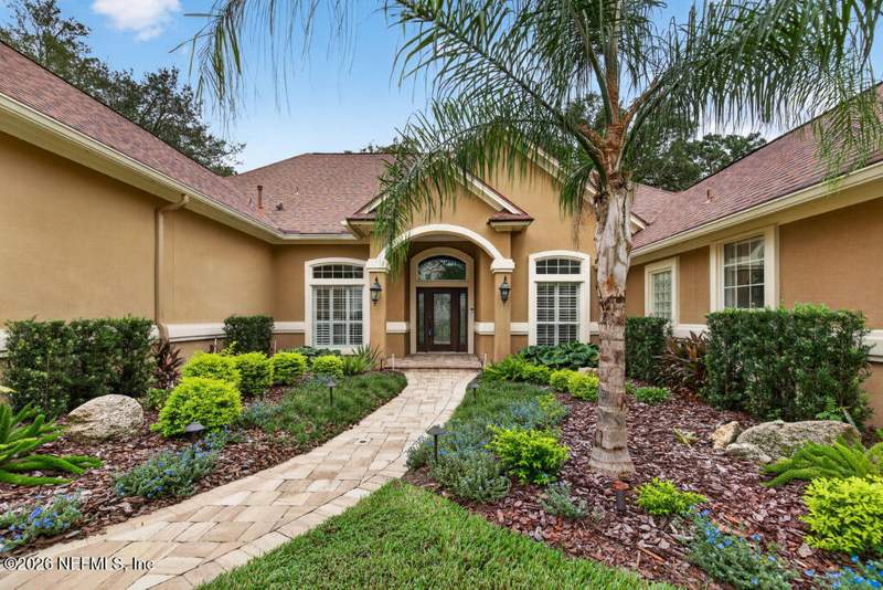 4 bedroom Single Family Residence at 13032 Huntley Manor Drive, Jax Golf & Cc, Jacksonville — photo 3