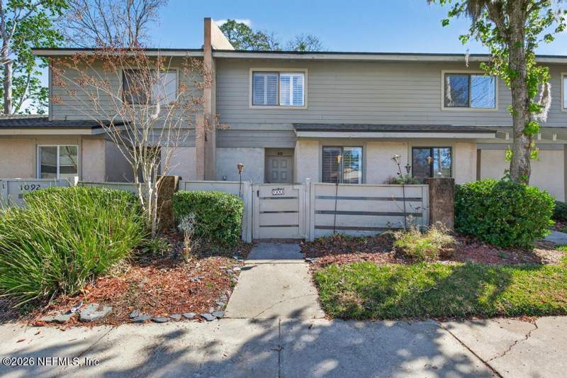 2 bedroom Condominium at 7701 Baymeadows Circle #1093, Village Green At Baymeadows, Jacksonville — photo 2