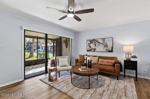 7701 Baymeadows Circle #1093, Jacksonville FL - photo 23 of 54