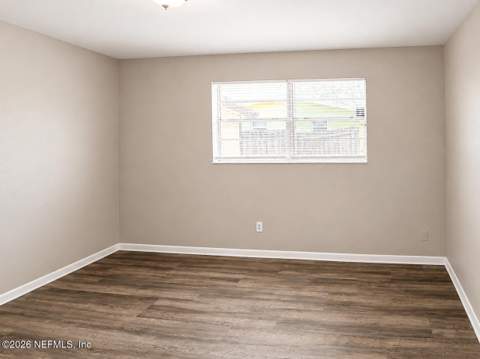 8067 Santillo Drive, Jacksonville FL - photo 13 of 14