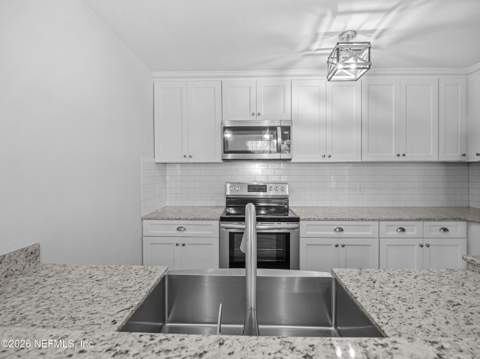 5494 Stanford Road, Jacksonville FL - photo 9 of 31