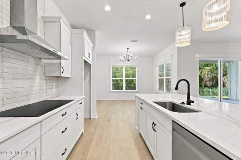 14425 Aldea Cove Drive, Jacksonville FL - photo 13 of 52