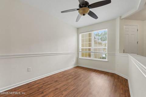 14085 Mahogany Avenue, Jacksonville FL - photo 8 of 33