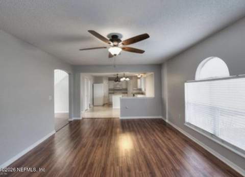 7361 Volley Drive, Jacksonville FL - photo 14 of 25