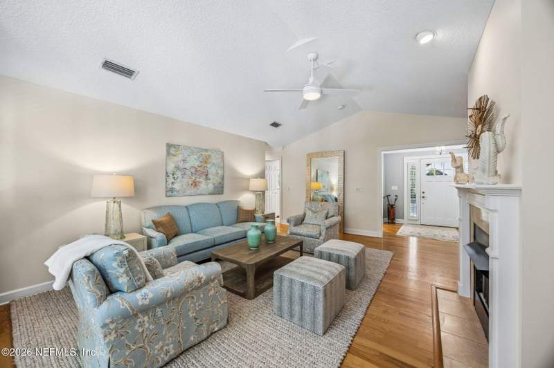 3 bedroom Single Family Residence at 44 Beachwood Road, Beachwood Village, Fernandina Beach — photo 3