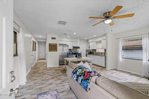 1604 Forbes Street, Green Cove Springs FL - photo 7 of 42