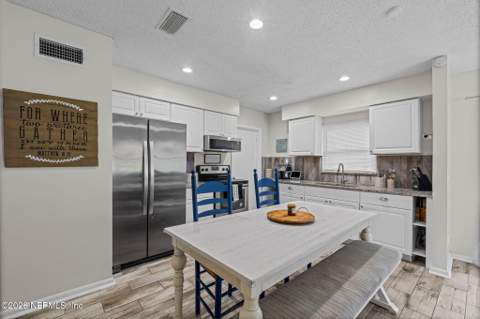 1604 Forbes Street, Green Cove Springs FL - photo 14 of 42