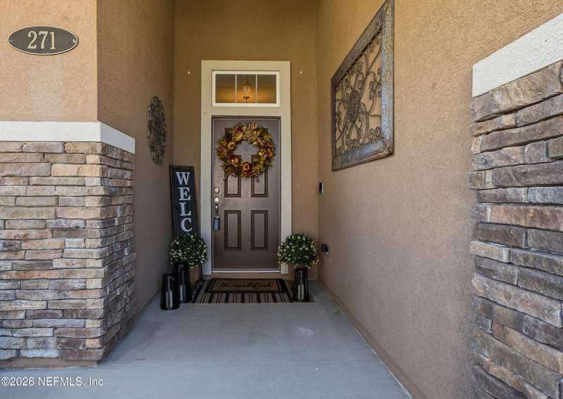 4 bedroom Single Family Residence at 271 Gilmore Lane, Forest Hammock, Orange Park — photo 2