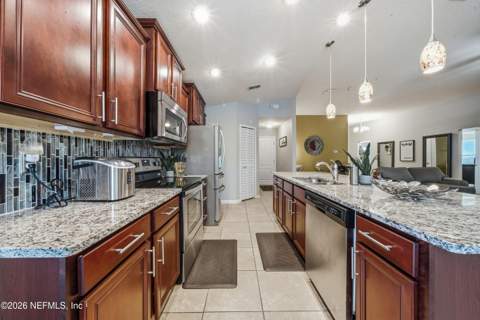 271 Gilmore Lane, Orange Park FL - photo 13 of 37
