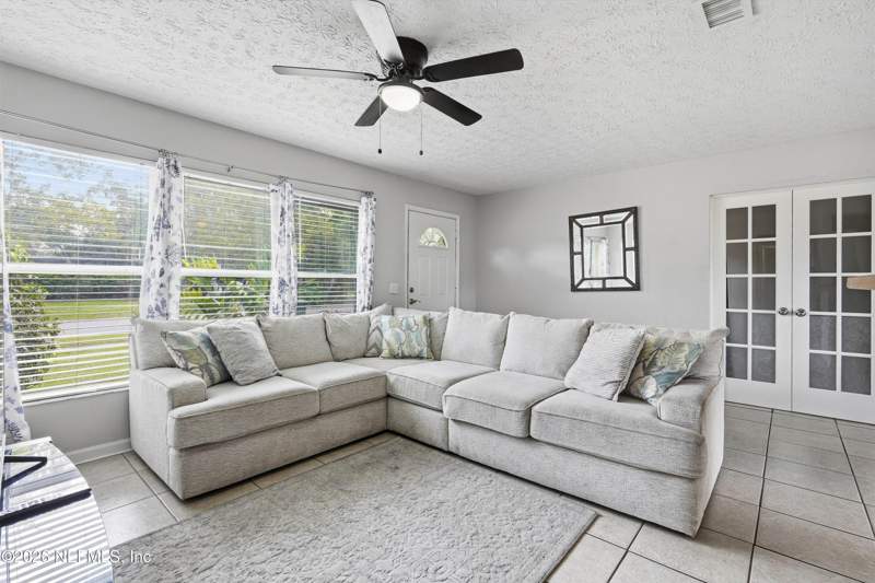 4 bedroom Single Family Residence at 11685 Shellfish Drive, Beachwood, Jacksonville — photo 3