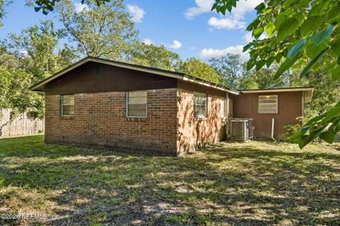 2965 Sunset Street, Jacksonville FL - photo 18 of 21
