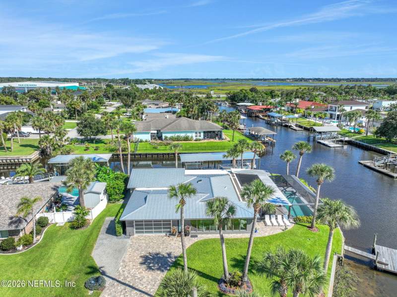 4 bedroom Single Family Residence at 14645 Lagoon Drive, Isle Of Palms, Jacksonville — photo 2