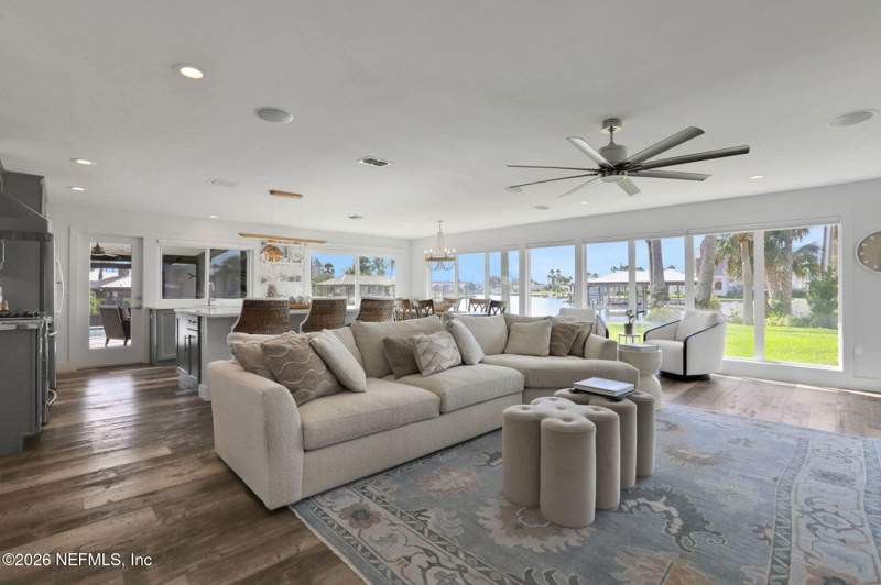 4 bedroom Single Family Residence at 14645 Lagoon Drive, Isle Of Palms, Jacksonville — photo 4