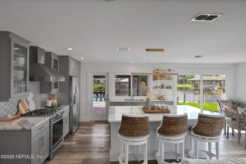4 bedroom Single Family Residence at 14645 Lagoon Drive, Isle Of Palms, Jacksonville — photo 5