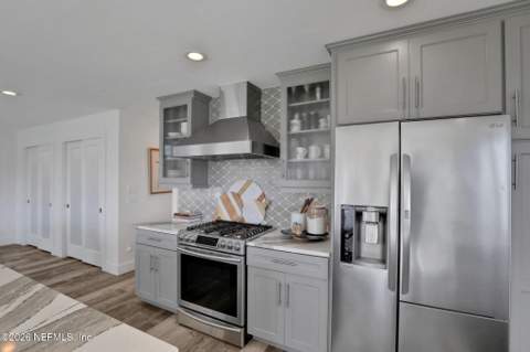 14645 Lagoon Drive, Jacksonville FL - photo 18 of 83