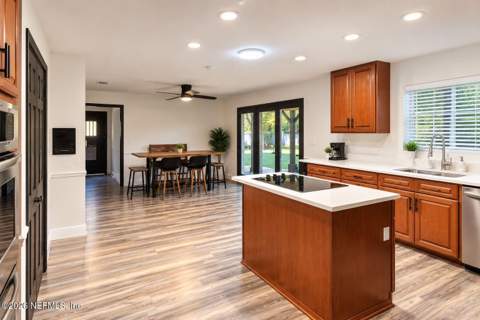 836 Mandalay Road, Jacksonville FL - photo 8 of 30
