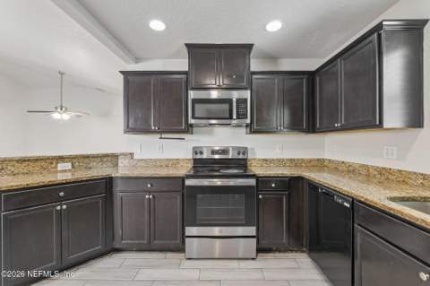 3333 Hidden Meadows Court, Green Cove Springs FL - photo 20 of 47