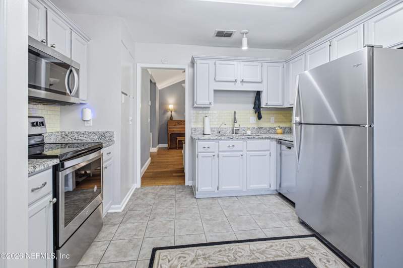 3 bedroom Single Family Residence at 1346 Running Brook Court, River Point, Jacksonville — photo 5