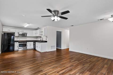 7156 Park Street, Keystone Heights FL - photo 13 of 50