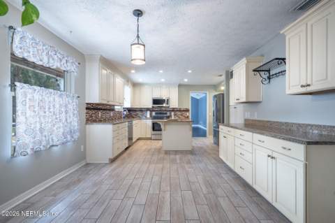 377 Foxridge Road, Orange Park FL - photo 20 of 55