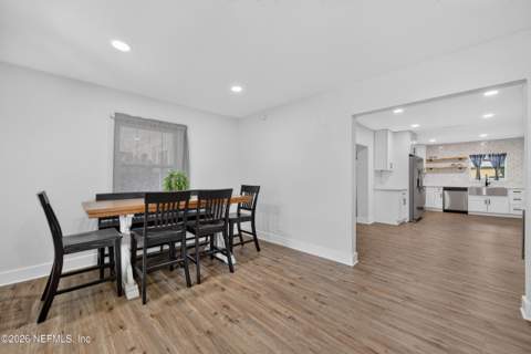 4547 Alpha Avenue, Jacksonville FL - photo 9 of 45