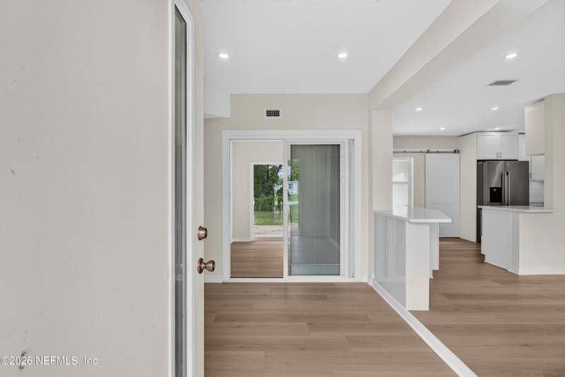3 bedroom Single Family Residence at 442 Tabor Drive, Glynlea, Jacksonville — photo 3