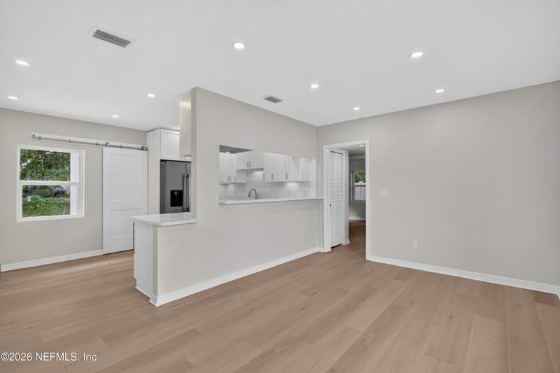 3 bedroom Single Family Residence at 442 Tabor Drive, Glynlea, Jacksonville — photo 4