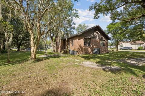 506 W 67th Street, Jacksonville FL - photo 9 of 35