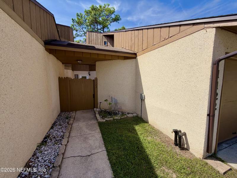 2 bedroom Townhouse at 1122 Romaine Circle, Brookwood Forest, Jacksonville — photo 4