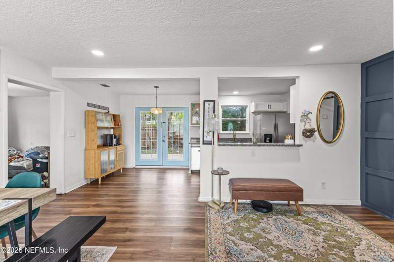 4 bedroom Single Family Residence at 1005 Mantes Avenue, Normandy, Jacksonville — photo 4