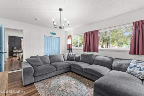 1005 Mantes Avenue, Jacksonville FL - photo 16 of 24