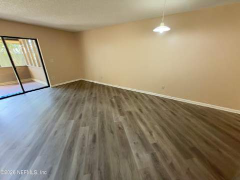 1122 Romaine Circle, Jacksonville FL - photo 12 of 31