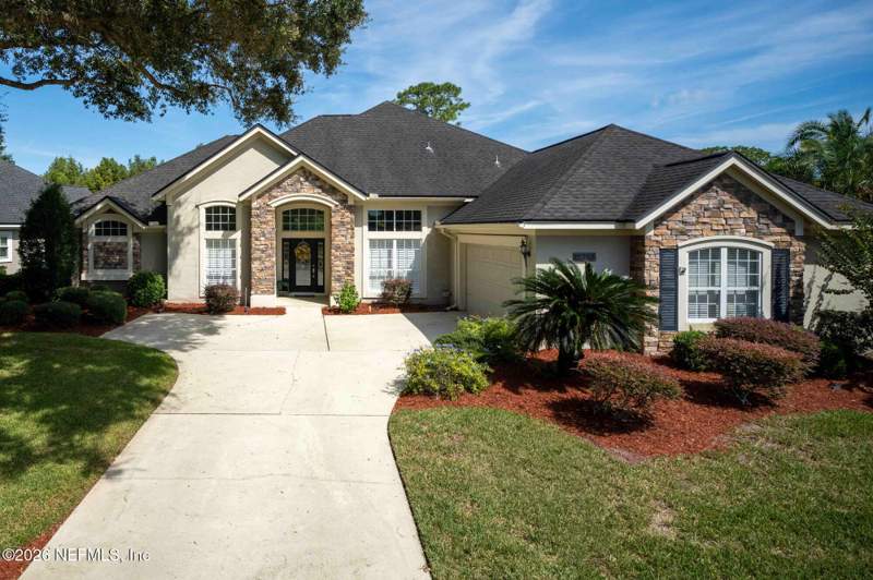 3 bedroom Single Family Residence at 12783 Biggin Church Road, Jax Golf & Cc, Jacksonville — photo 2