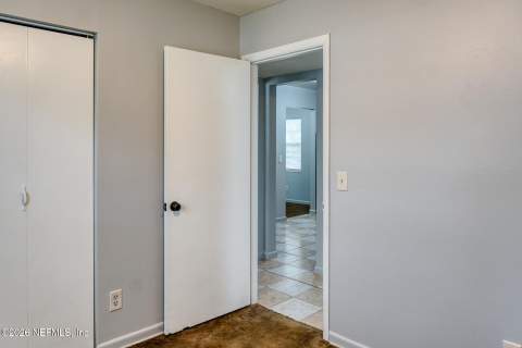 5131 Redstone Drive, Jacksonville FL - photo 12 of 24